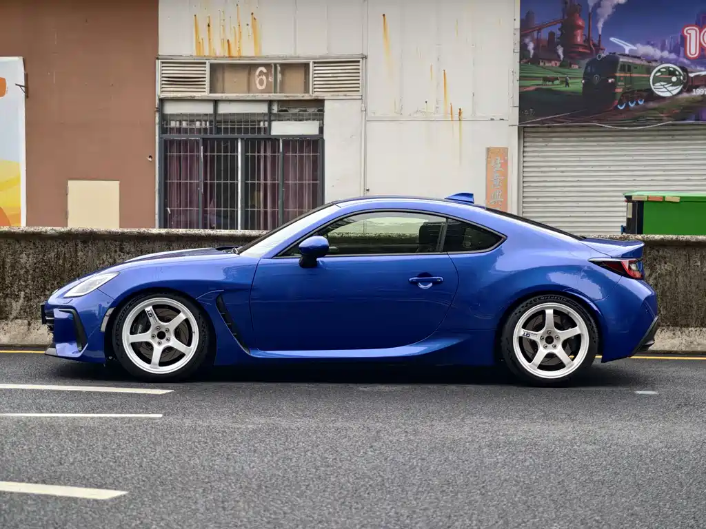 Subaru BRZ 2022 2.4L manual version купить на сайте DeffCars