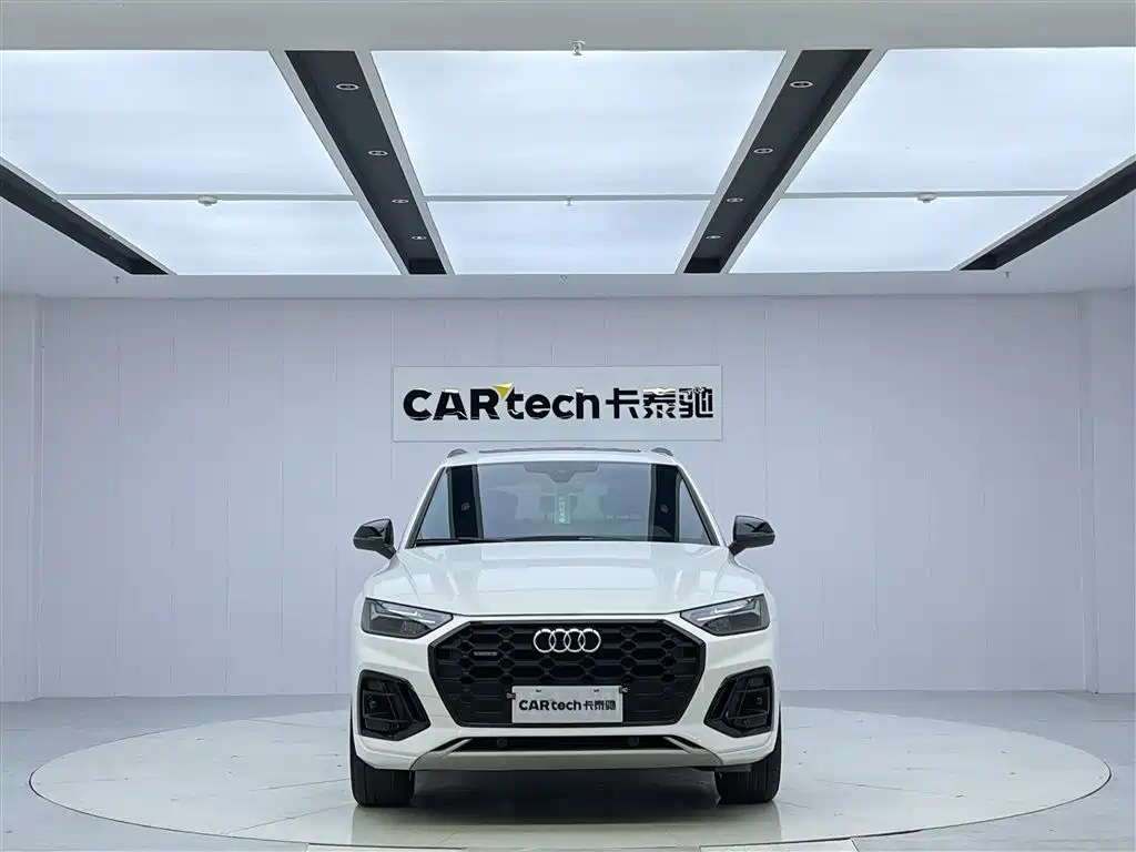 Audi Q5L 2023 40T luxury and dynamic model купить на сайте DeffCars