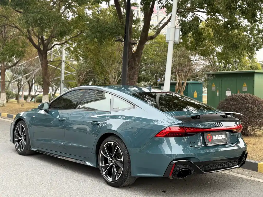Audi A7 2021 45 TFSI Premium Selection купить на сайте DeffCars