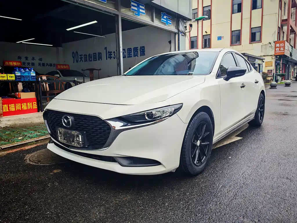 Mazda3 Angkesela 2020 1.5L automatic quality sunroof version купить на сайте DeffCars