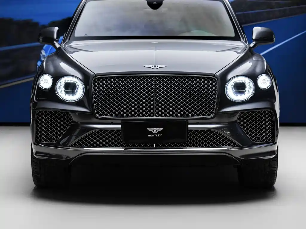 Bentayga 2021 4.0T V8 купить на сайте DeffCars