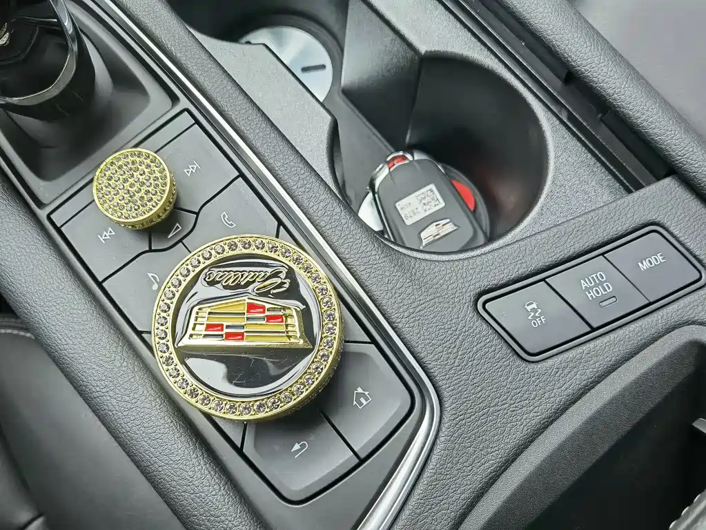 Cadillac XT6 2022 2.0T six-seat four-wheel drive stylish model купить на сайте DeffCars