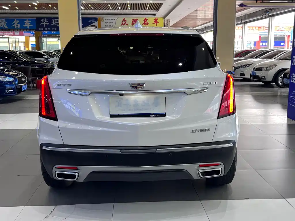 Cadillac XT5 2021 2.0T two-wheel drive luxury model купить на сайте DeffCars