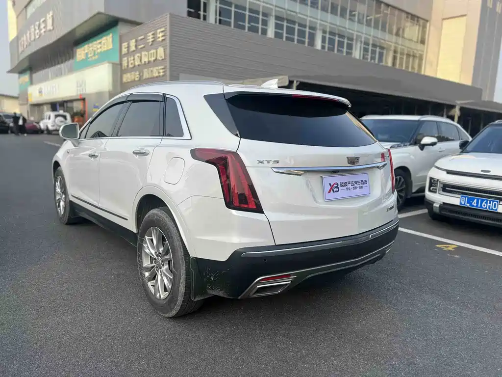 Cadillac XT5 2022 2.0T two-wheel drive luxury model купить на сайте DeffCars