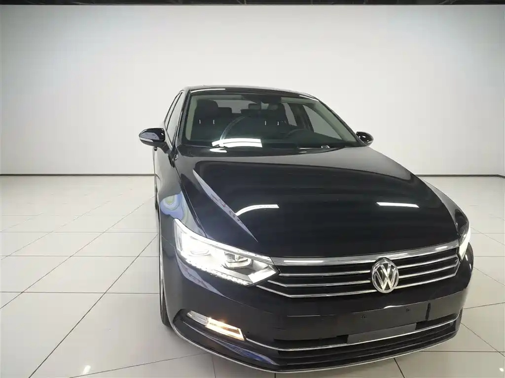Magotan 2018 facelift 330TSI DSG luxury model купить на сайте DeffCars