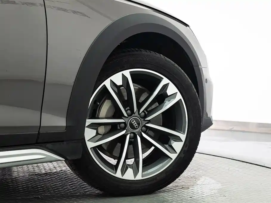 Audi A4 imported 2021 allroad quattro explorer купить на сайте DeffCars