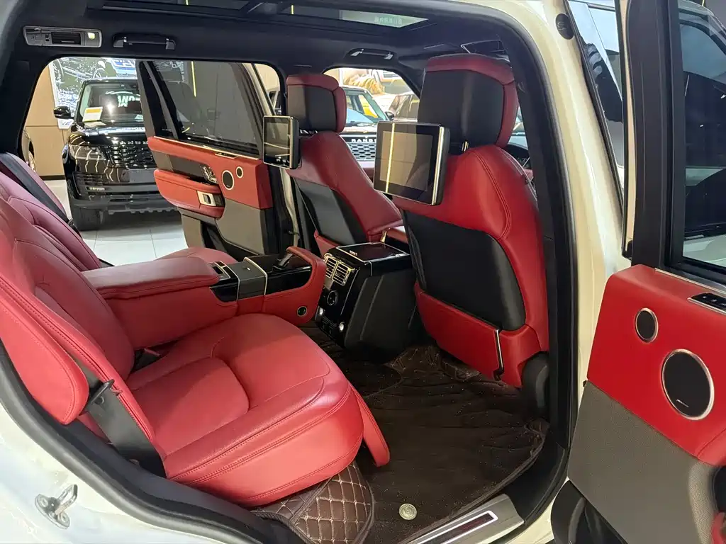 Range Rover 2022 3.0 L6 400PS Honor Creation Extended Edition купить на сайте DeffCars