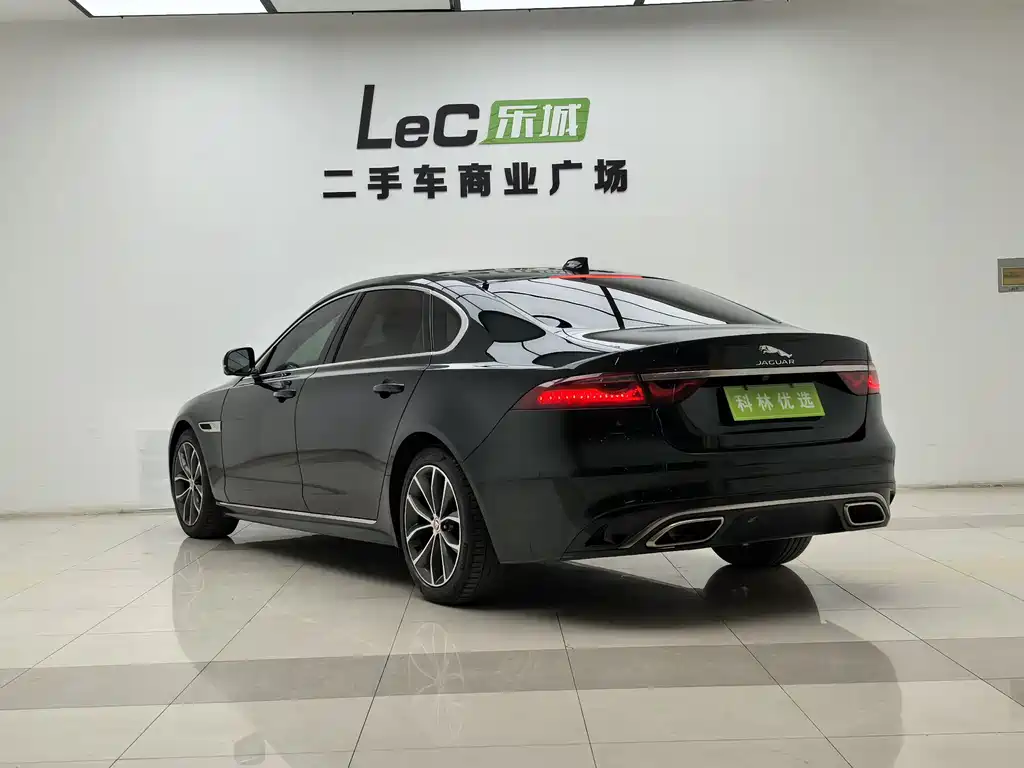 Jaguar XFL 2022 XFL 2.0T P250 two-wheel drive elite sports version купить на сайте DeffCars