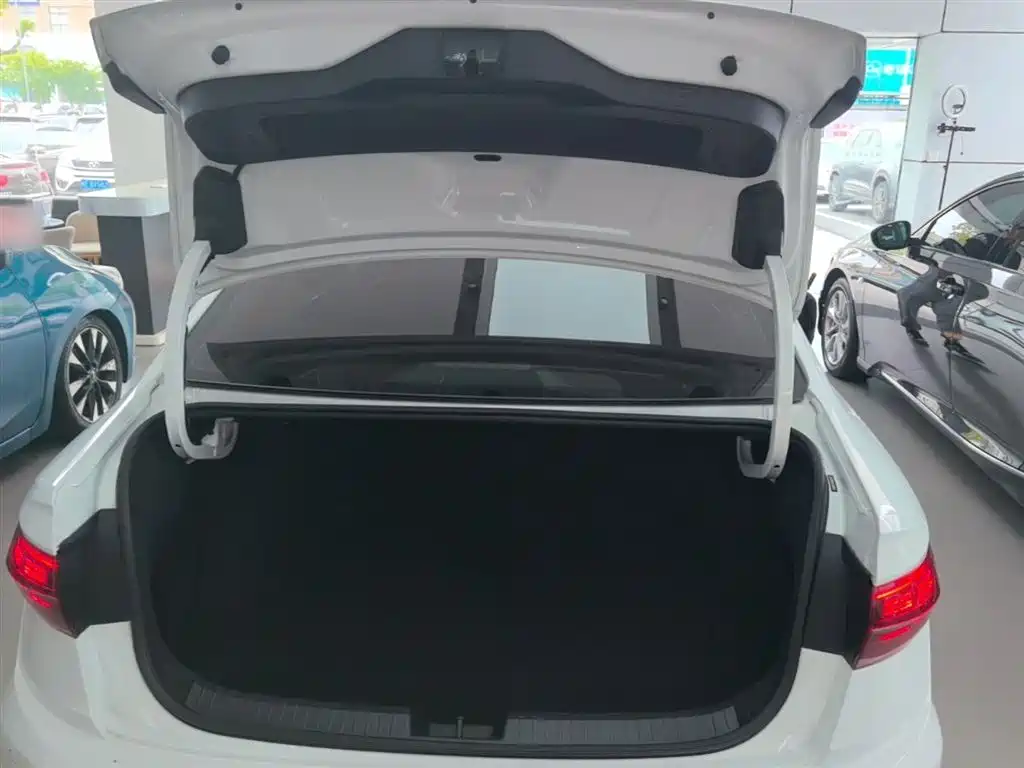 Sagitar 2020 280TSI DSG comfort model National VI купить на сайте DeffCars