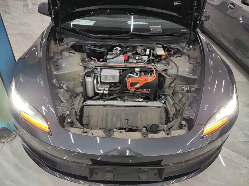Model 3 2023 long-range all-wheel drive version купить на сайте DeffCars