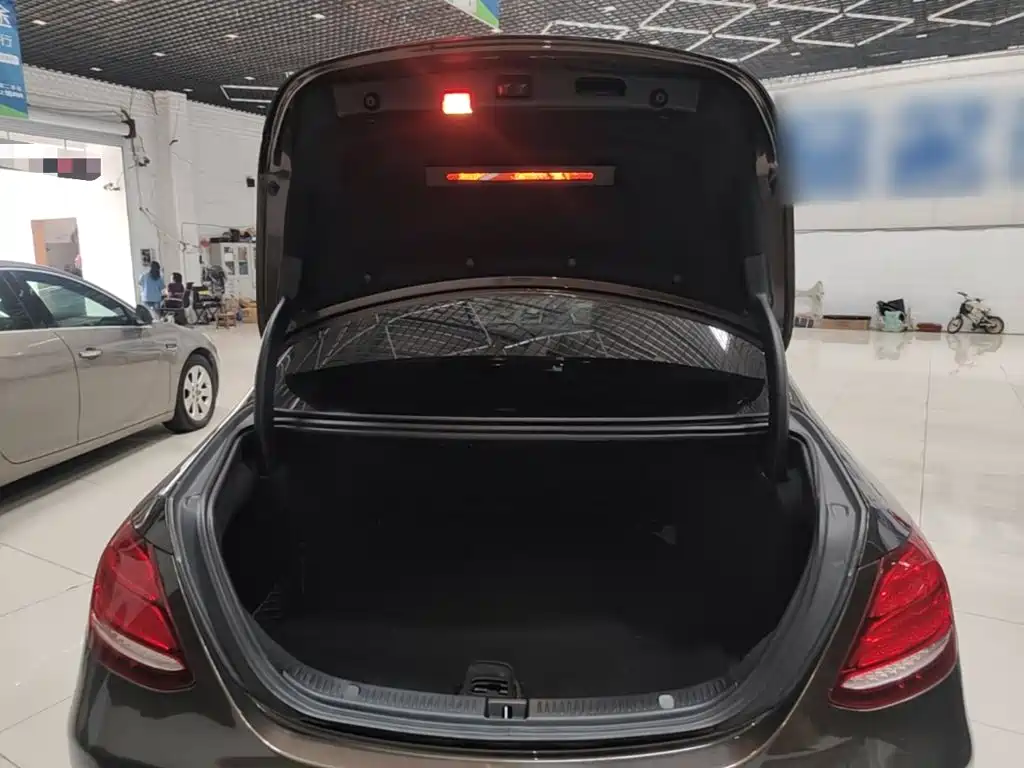 Mercedes-Benz E-Class 2017 E 200 Sports 4MATIC купить на сайте DeffCars