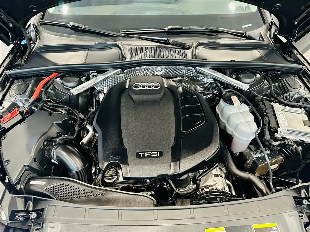 Audi A4L 2022 40 TFSI Fashionable and Dynamic купить на сайте DeffCars