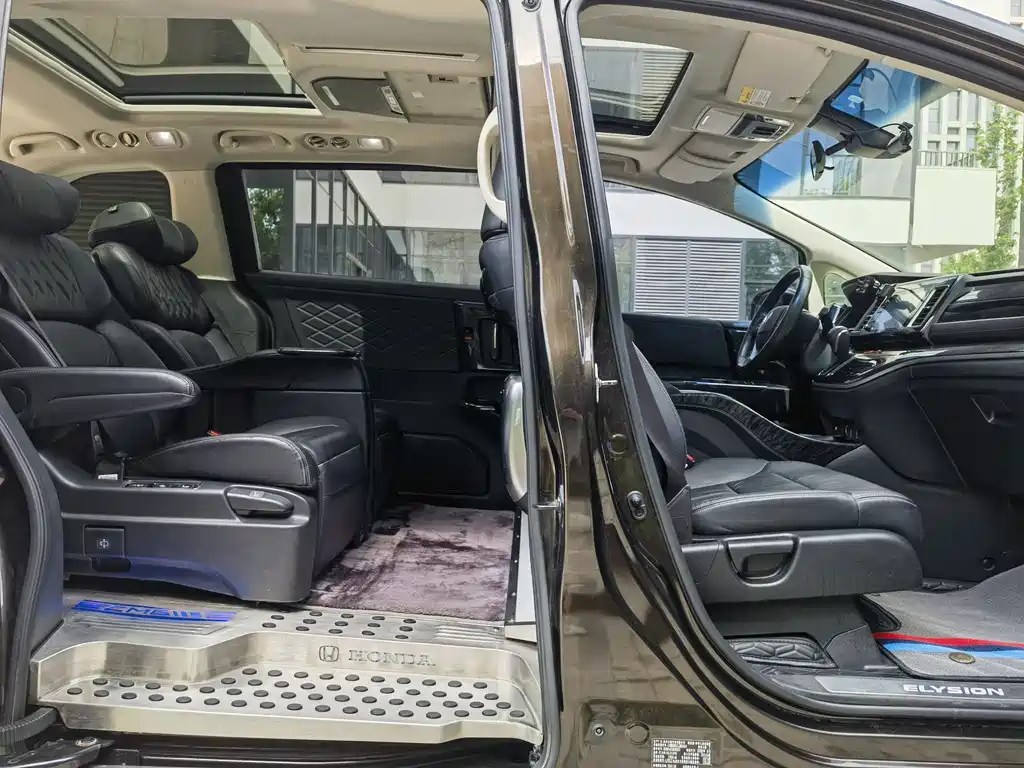 Alison 2019 2.0L Hybrid Deluxe Edition купить на сайте DeffCars