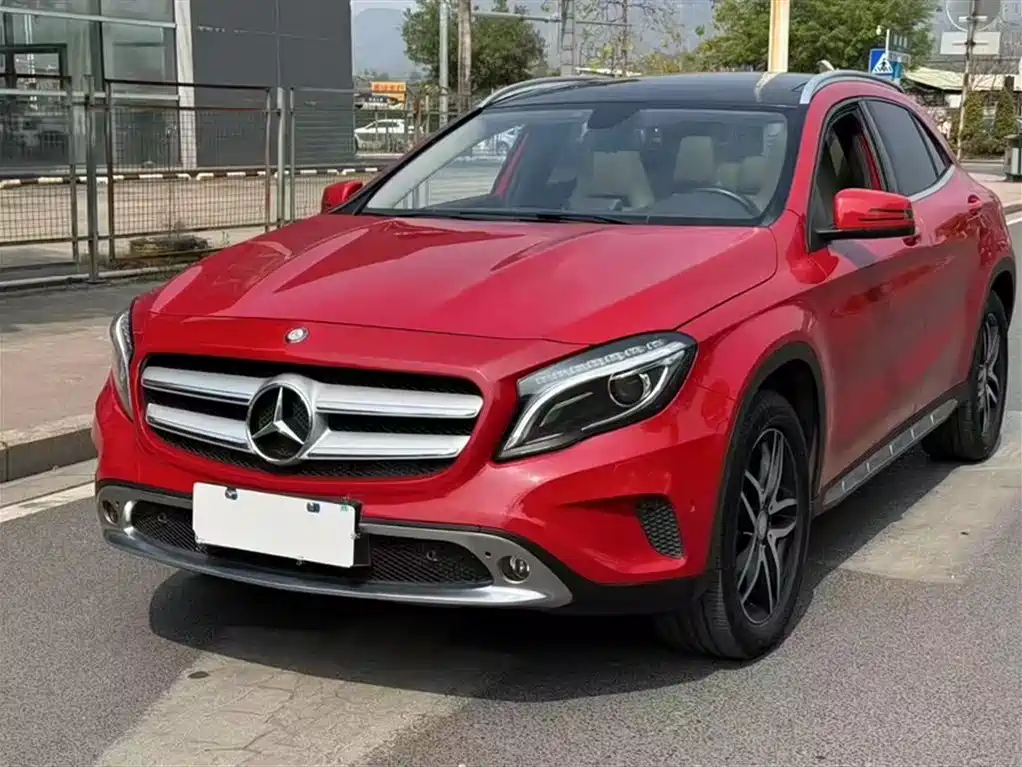 Mercedes-Benz GLA 2015 GLA 220 4MATIC Fashion Model купить на сайте DeffCars