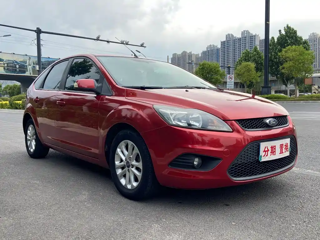 Focus 2013款 两厢经典 1.8L 手动基本型 купить на сайте DeffCars