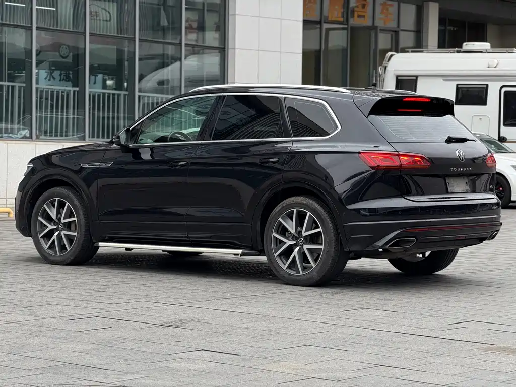 Touareg 2021 3.0TSI Ruixiang Edition Classic Sports Package купить на сайте DeffCars