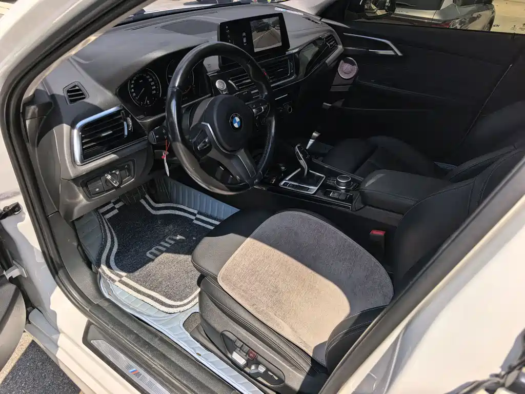 BMW 1 Series 2021 120i M Sports Night Edition купить на сайте DeffCars