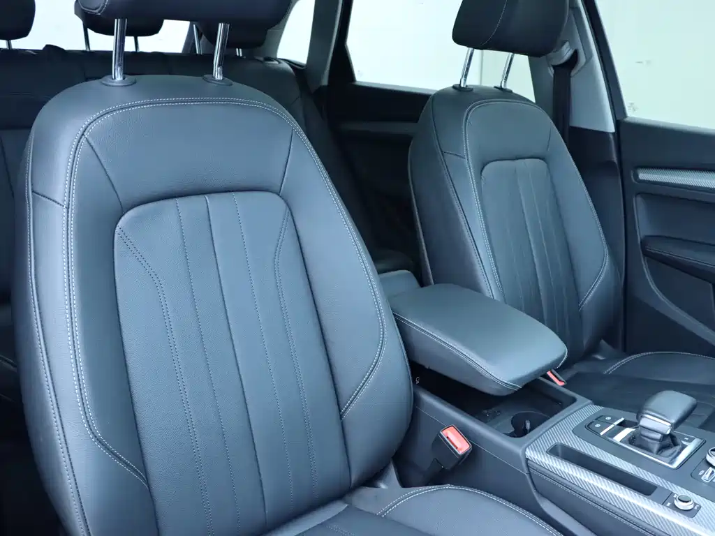 Audi Q5L 2020 45 TFSI exclusive fashion model купить на сайте DeffCars