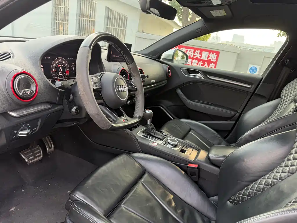 Audi RS 3 2017 RS 3 2.5T Limousine купить на сайте DeffCars