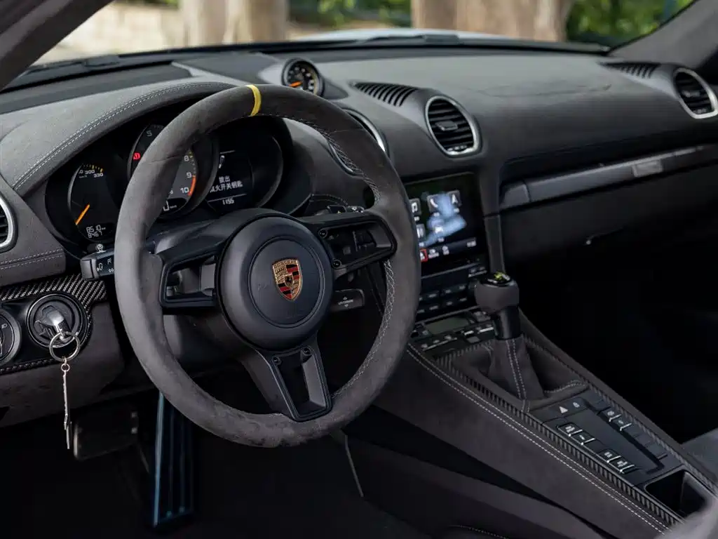 Porsche 718 2022 Cayman GT4 RS 4.0L купить на сайте DeffCars