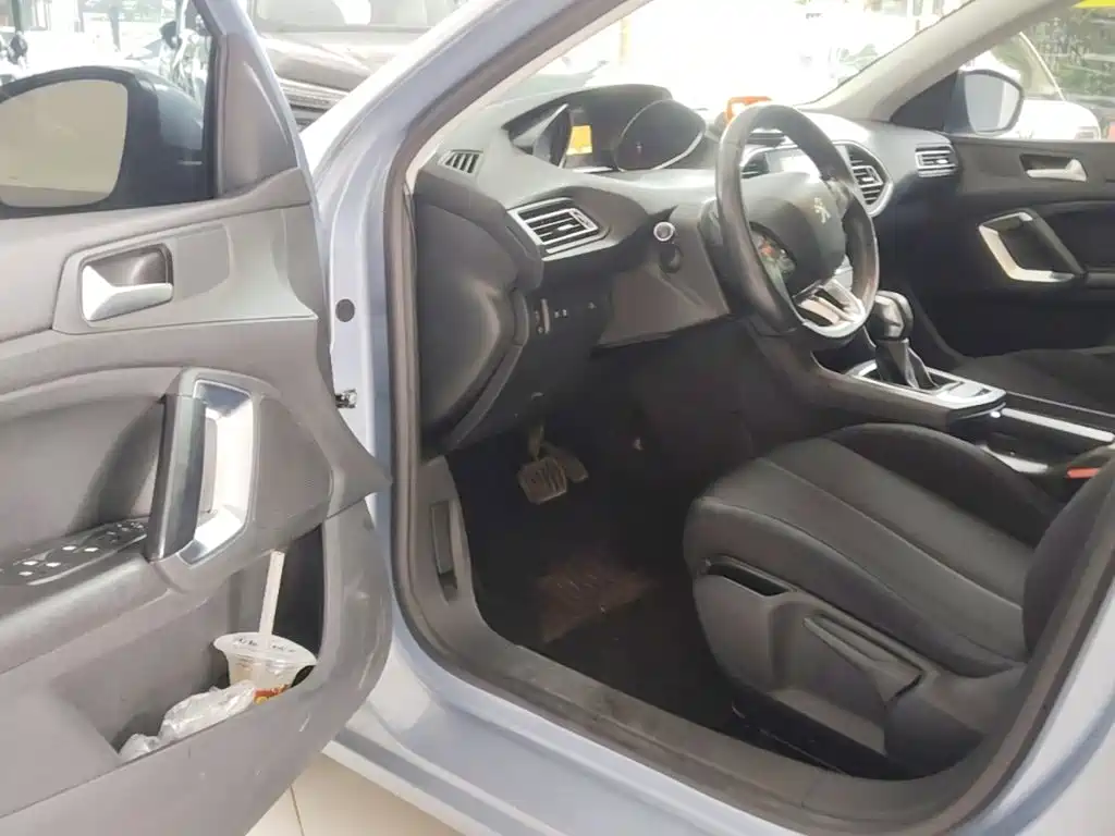 Peugeot 308S 2015 1.2T Automatic Jinchi Edition купить на сайте DeffCars