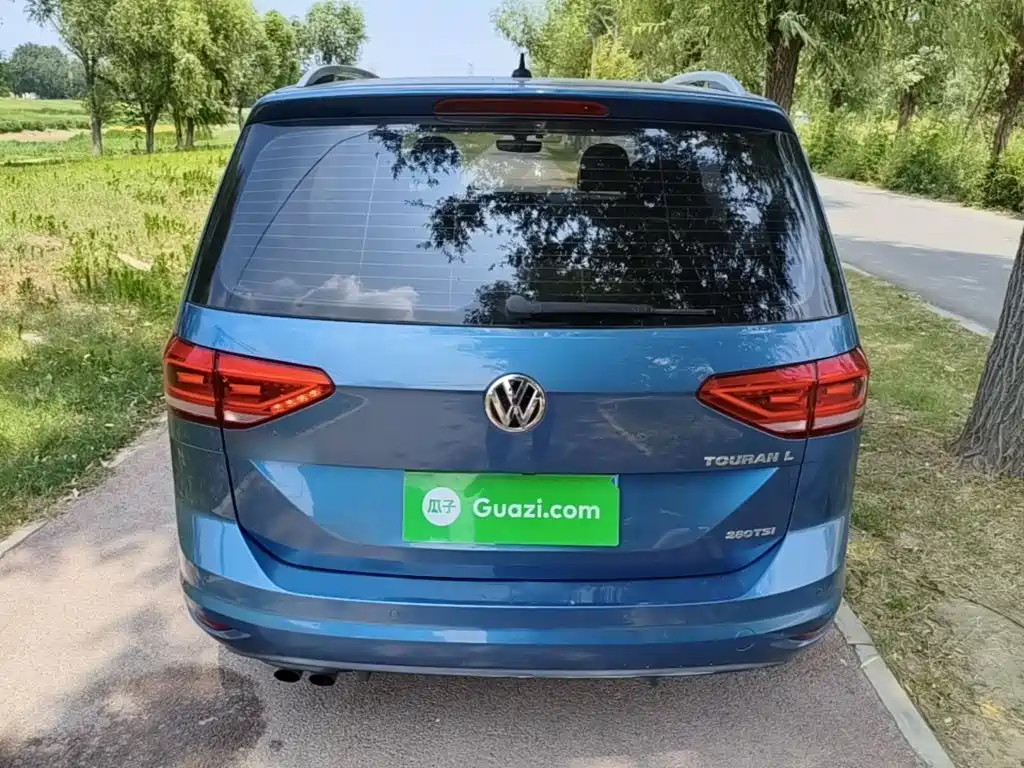 Touran 2018 TouranL 280TSI DSG Comfort Edition 7 Seater Country V купить на сайте DeffCars