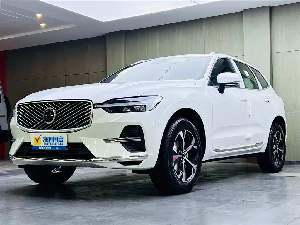 Volvo XC60 2026 B5 four-wheel drive Zhiyi Luxury Edition купить на сайте DeffCars