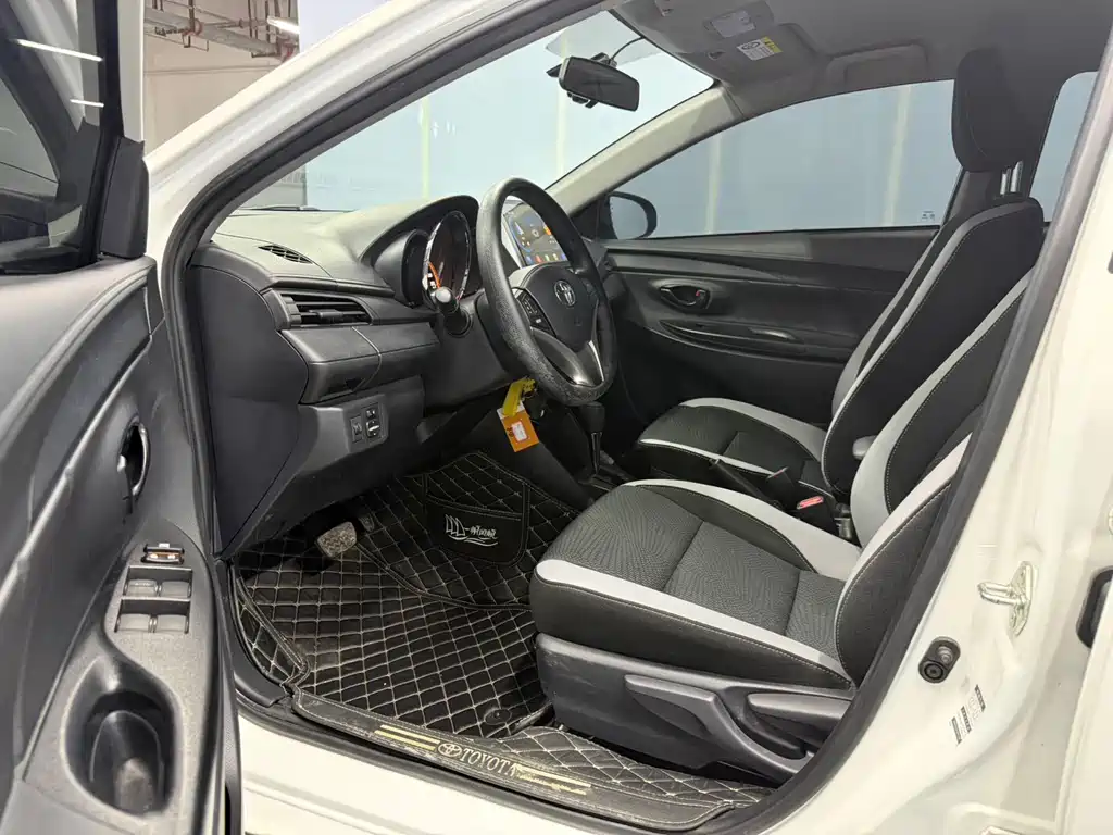 YARiS L Zhixuan 2022 model Zhixuan X 1.5L CVT leading PLUS version купить на сайте DeffCars