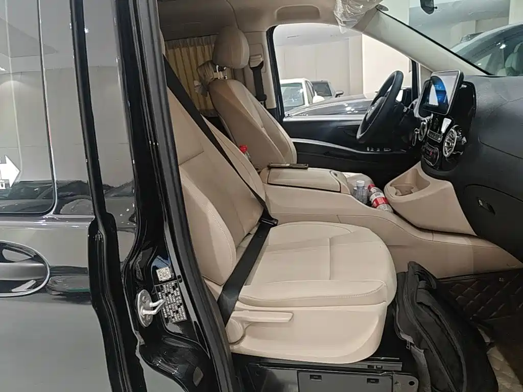 Vito 2021 2.0T Elite Edition 7 seats купить на сайте DeffCars