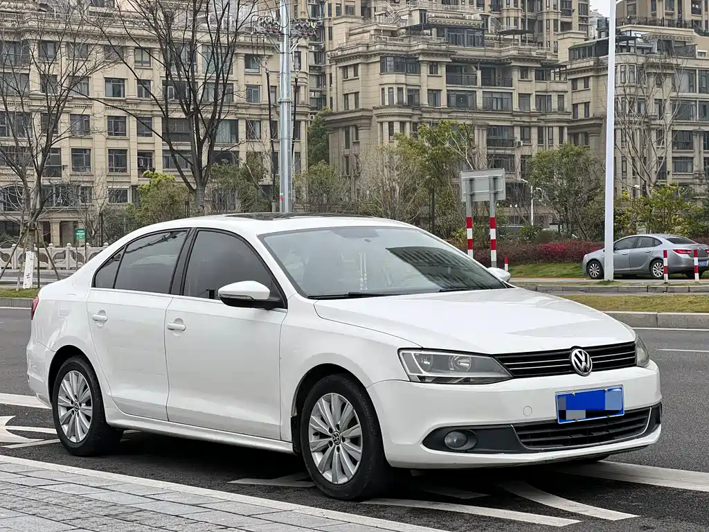 Sagitar 2014 facelift 1.6L automatic comfort type купить на сайте DeffCars
