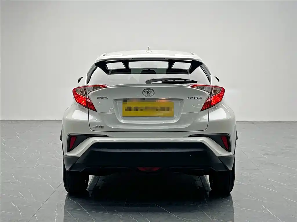 Yize IZOA 2020 2.0L Yixiang Edition купить на сайте DeffCars