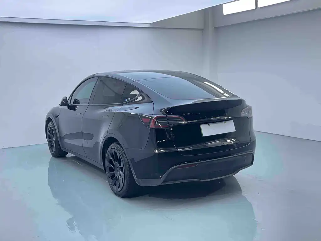 Model Y 2022 facelift rear-wheel drive version купить на сайте DeffCars