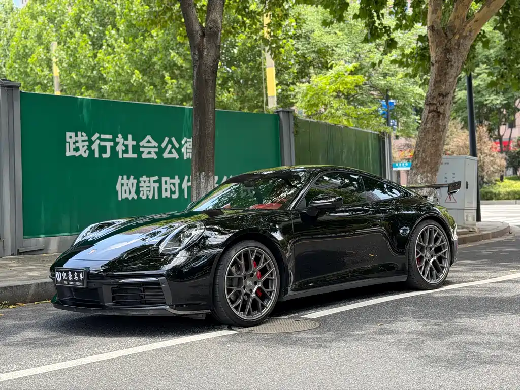 Porsche 911 2022 Carrera 4 3.0T купить на сайте DeffCars