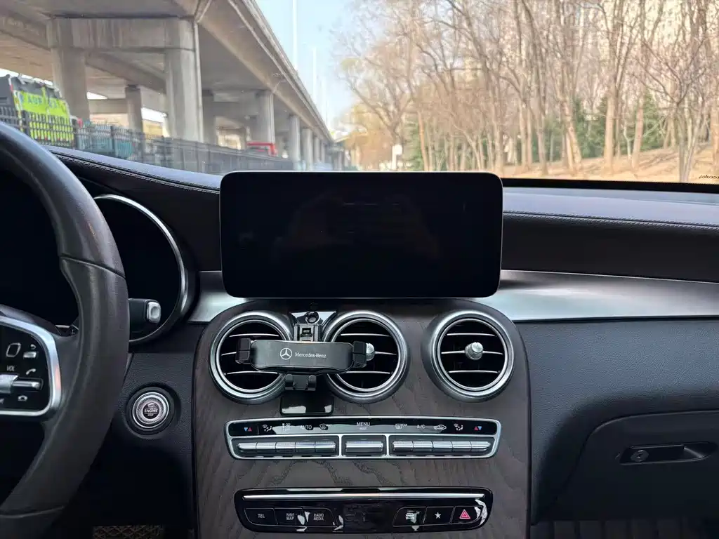 Mercedes-Benz GLC 2021 GLC 260 L 4MATIC luxury model купить на сайте DeffCars