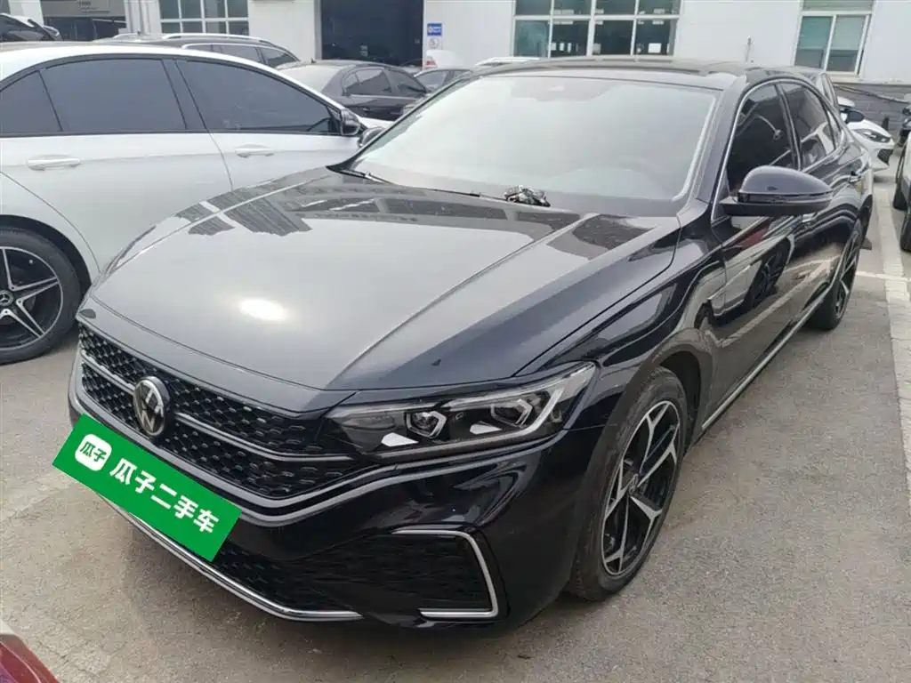 Passat 2025 Outstanding Model 380TSI Starry Sky Dragon Edition купить на сайте DeffCars