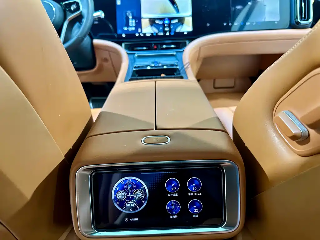 Wenjie M9 2025 extended range Max version 52kWh 6-seat version 192-line lidar) купить на сайте DeffCars