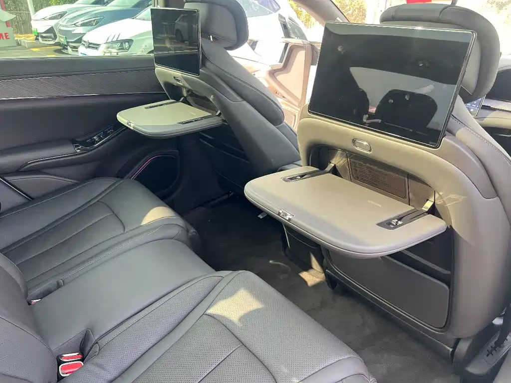 Denza Z9 2024 1100km four-wheel drive Ultra version купить на сайте DeffCars