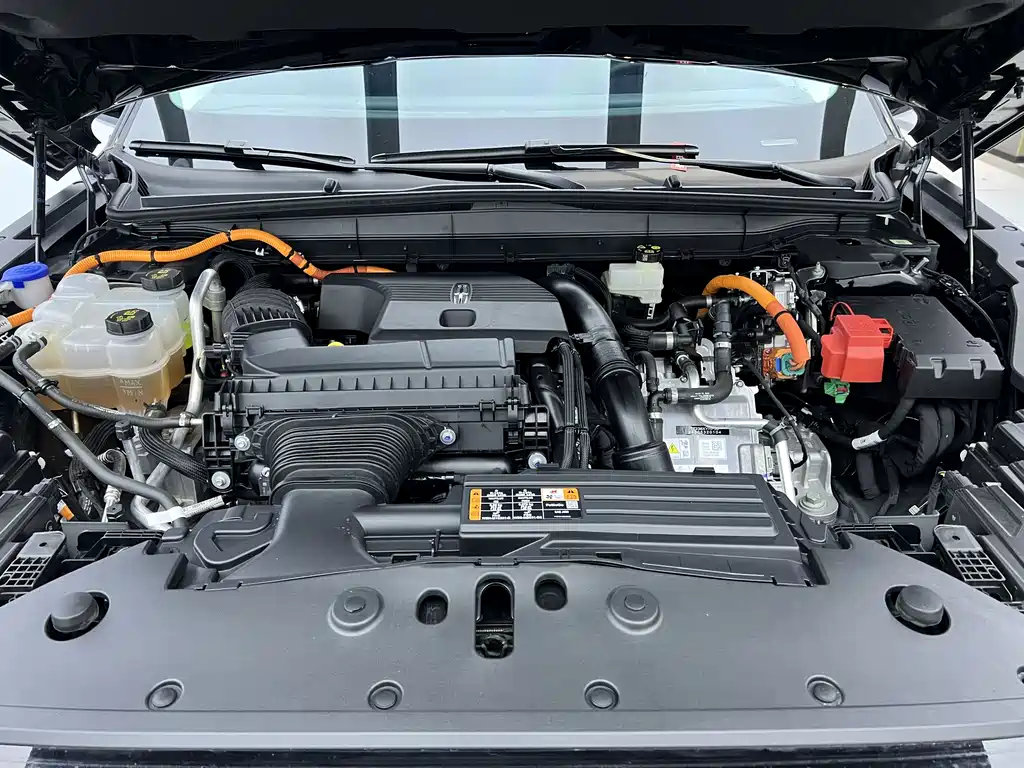 Voyager 2025 2.0T four-wheel drive Zunyi hybrid version купить на сайте DeffCars