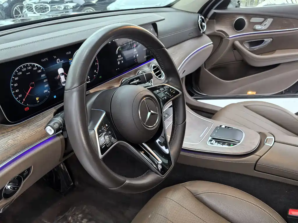 Mercedes-Benz E-Class 2023 E 300 L Fashion купить на сайте DeffCars