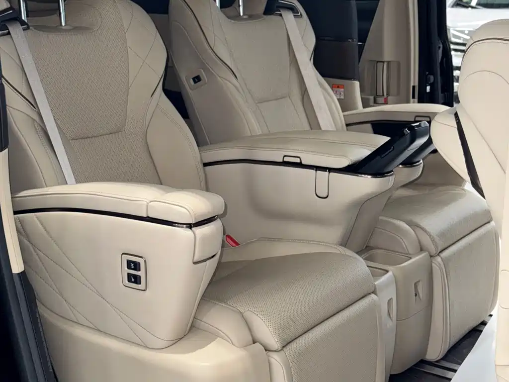 Wilfa 2024 Crown Dual Engine 2.5L Supreme Executive Edition купить на сайте DeffCars