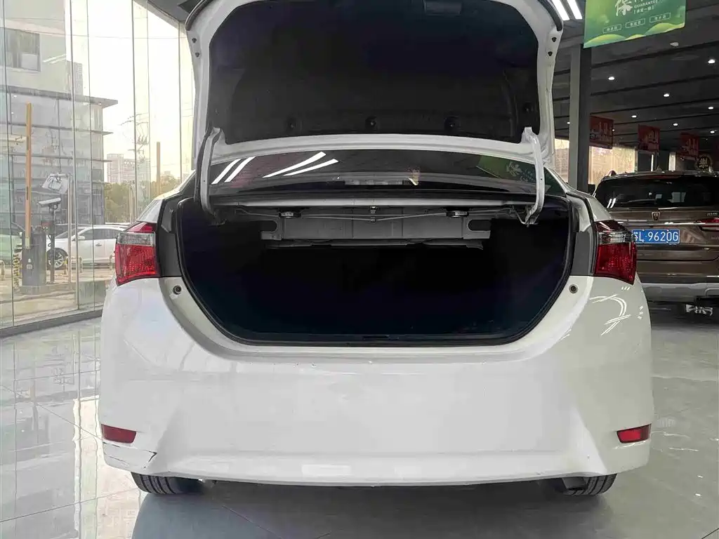 Corolla 2017 facelift 1.2T S-CVT GL-i leather version купить на сайте DeffCars