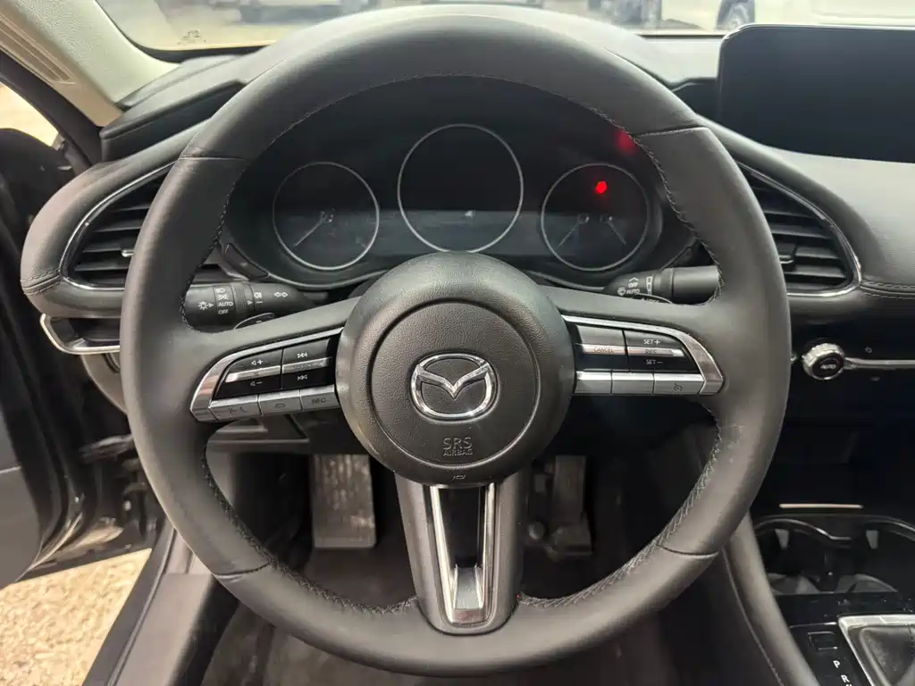 Mazda3 Angkesela 2021 2.0L automatic quality version купить на сайте DeffCars
