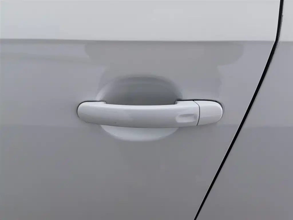 Sagitar 2018 280TSI DSG luxury model купить на сайте DeffCars
