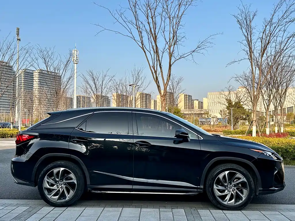 Lexus RX 2016 300 four-wheel drive elegant version National V купить на сайте DeffCars