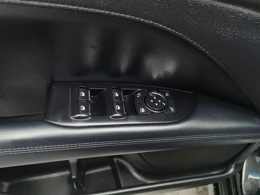 Lincoln MKZ 2017 2.0T Zunya Edition купить на сайте DeffCars