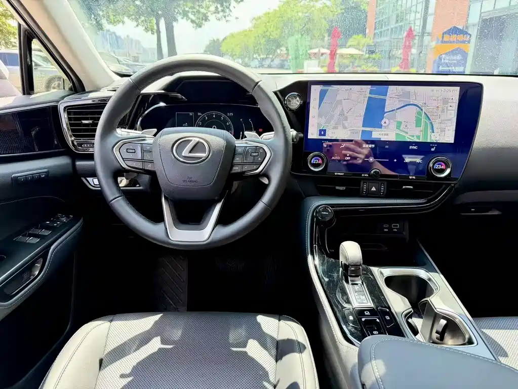 Lexus NX 2024 260 front-wheel drive Chuangyue Edition купить на сайте DeffCars