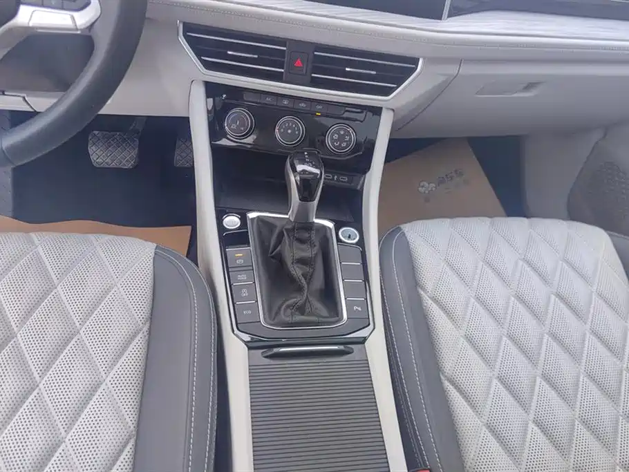 Sagitar 2023 300TSI DSG Super Edition купить на сайте DeffCars