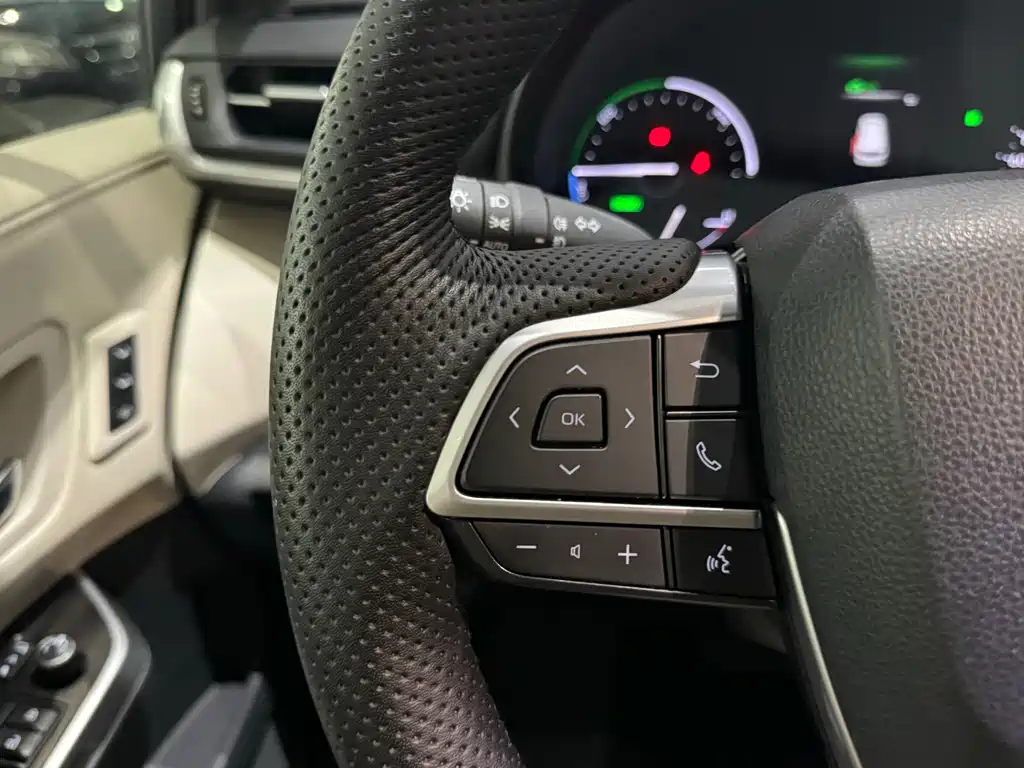 Grevia 2023 2.5L Hybrid Monarch VIP Edition купить на сайте DeffCars