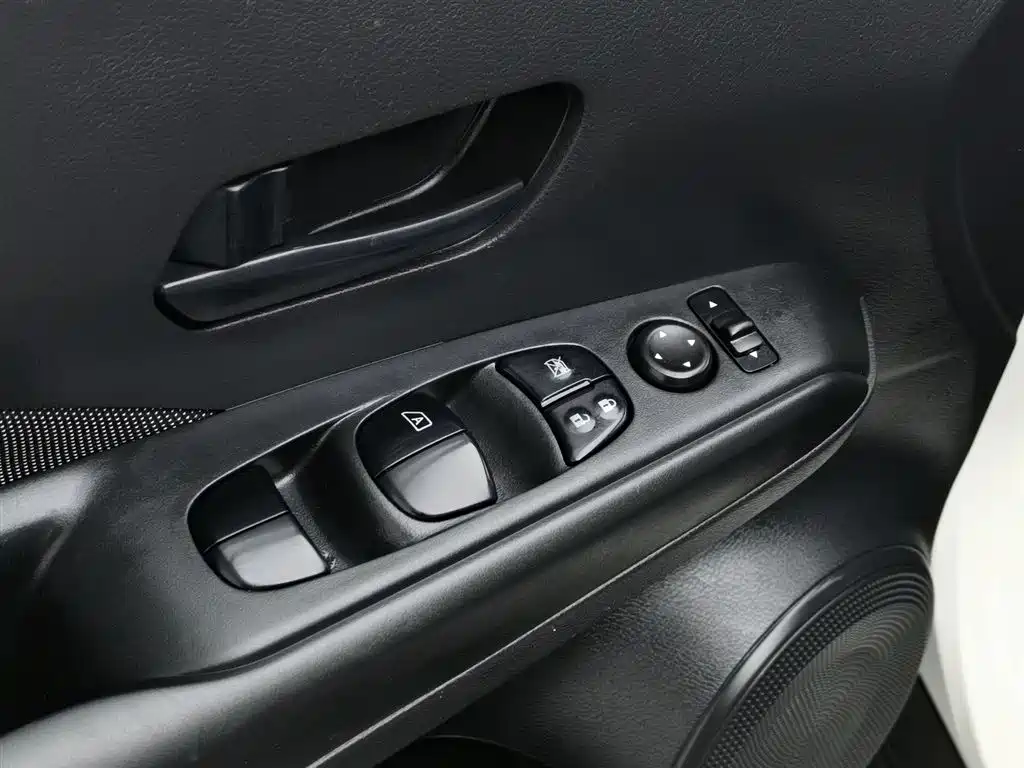 劲客 2021款 1.5L XE 手动酷动版 купить на сайте DeffCars