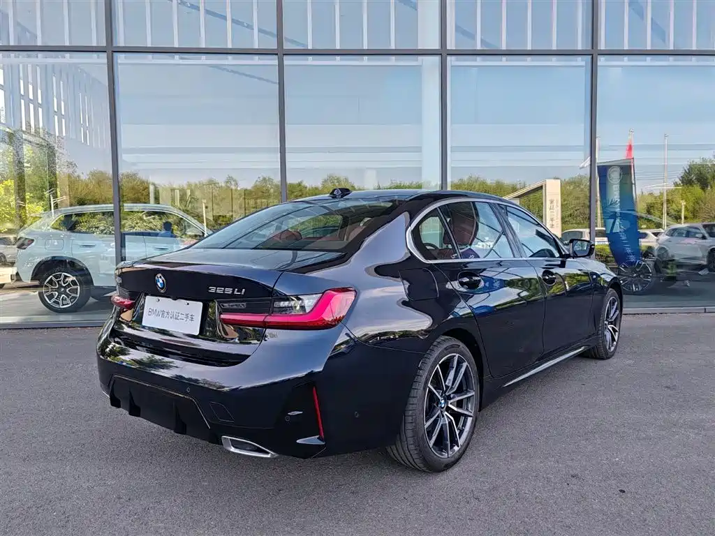 BMW 3 Series 2025 325Li M Sports Package купить на сайте DeffCars